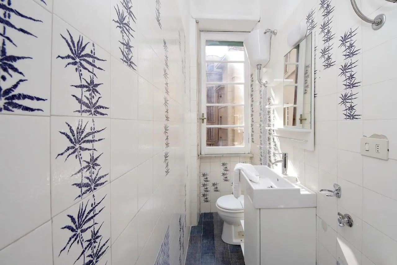 4Bnb - Chinotto Spacious Apartment Rome 0*,  Italy