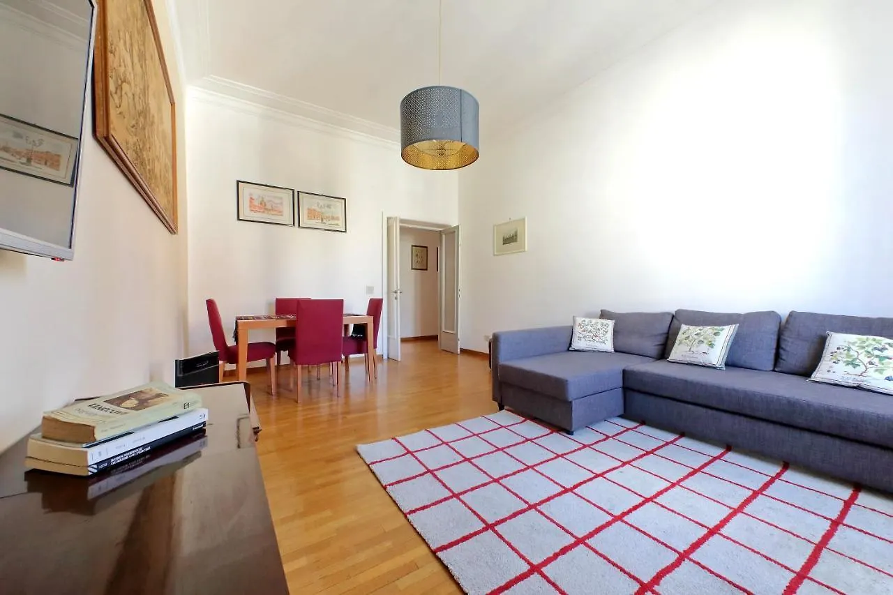 4BNB - Chinotto Spacious Apartment Roma Italia